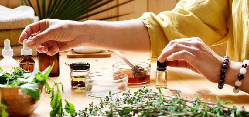 Les huiles essentielles, une médecine alternative ?
