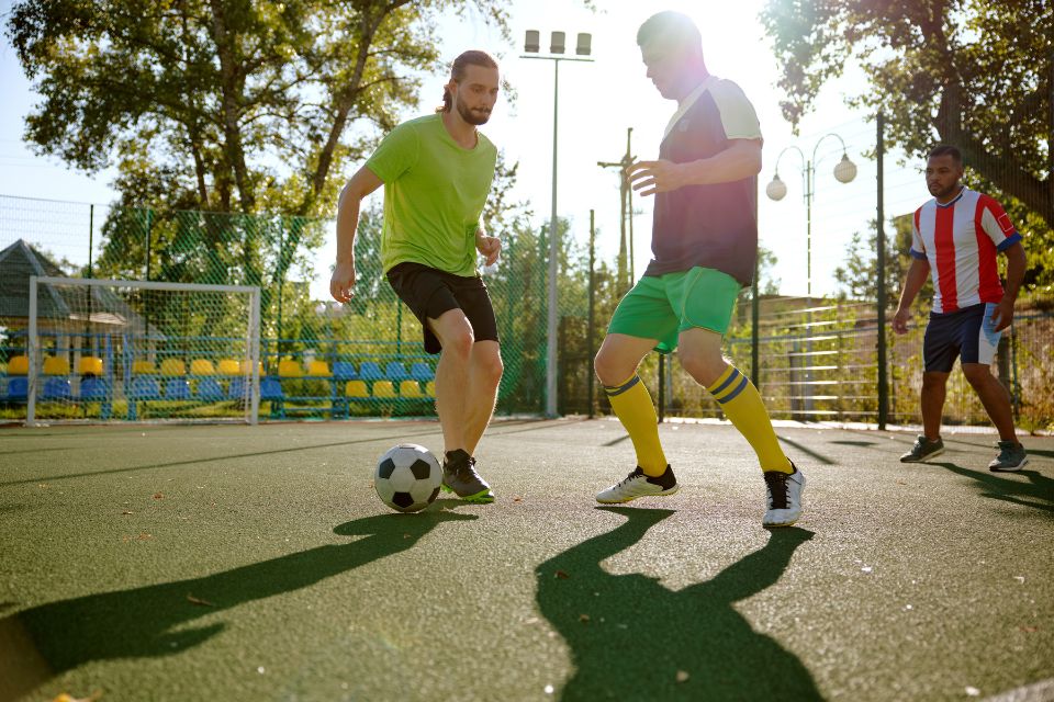 Quelles sont les différentes activités dérivés du football ?