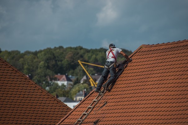 Comment une entreprise de couverture peut améliorer l’isolation de votre maison ?