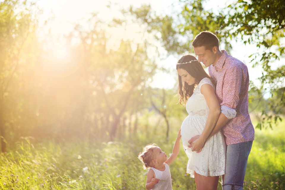 Le rôle du futur papa pendant la séance photo grossesse