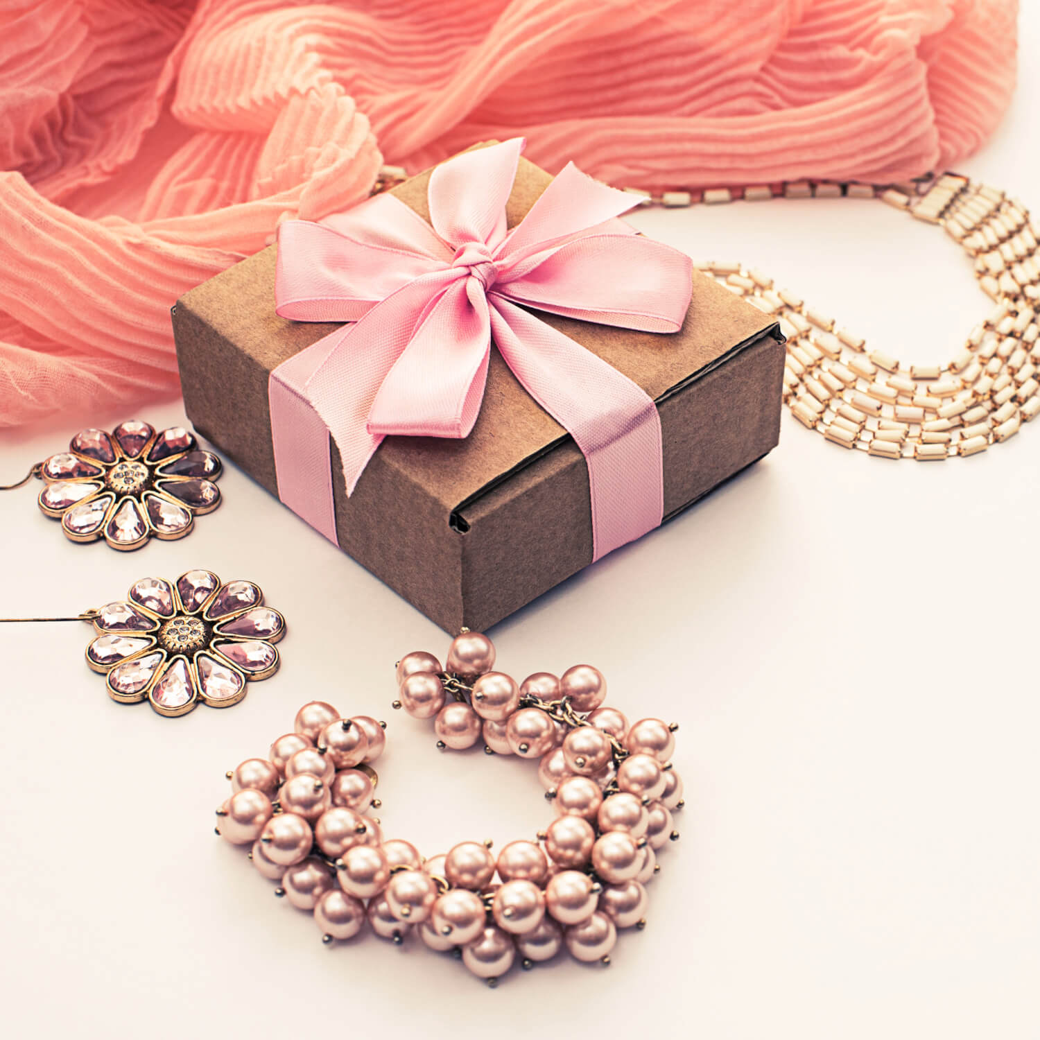 Bijou de créateur : le cadeau incontournable pour la fête des mères Bijou de créateur : le cadeau incontournable pour la fête des mères